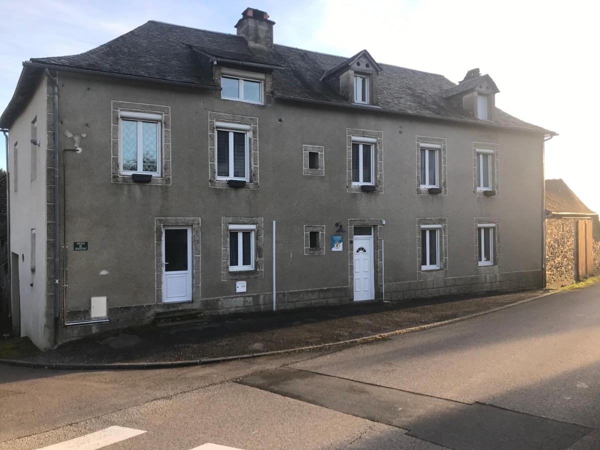 Chambres D'Hotes L'Ame De Travassac Donzenac Экстерьер фото